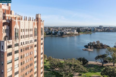 Photo of 492 Staten Ave #1101, Oakland, CA 94610 (MLS # 41122934)