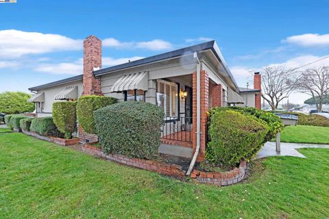 A home in San Leandro