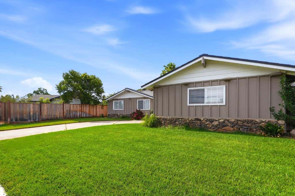 Photo of 1310 Cedar Court, Gilroy, CA 95020 (MLS # ML82058681)