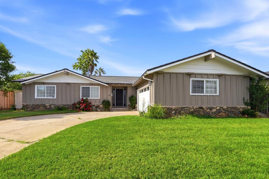 Photo of 1310 Cedar Court, Gilroy, CA 95020 (MLS # ML82058681)