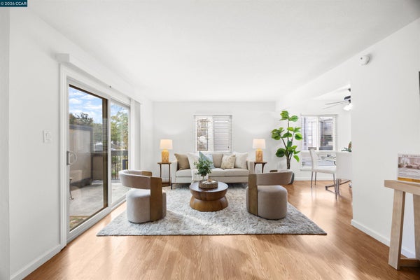 2037 SIERRA RD, CONCORD, CA 94518 - Image ea2b88774d47b6b9a7bc0f1d3dfae1f4/3243522220