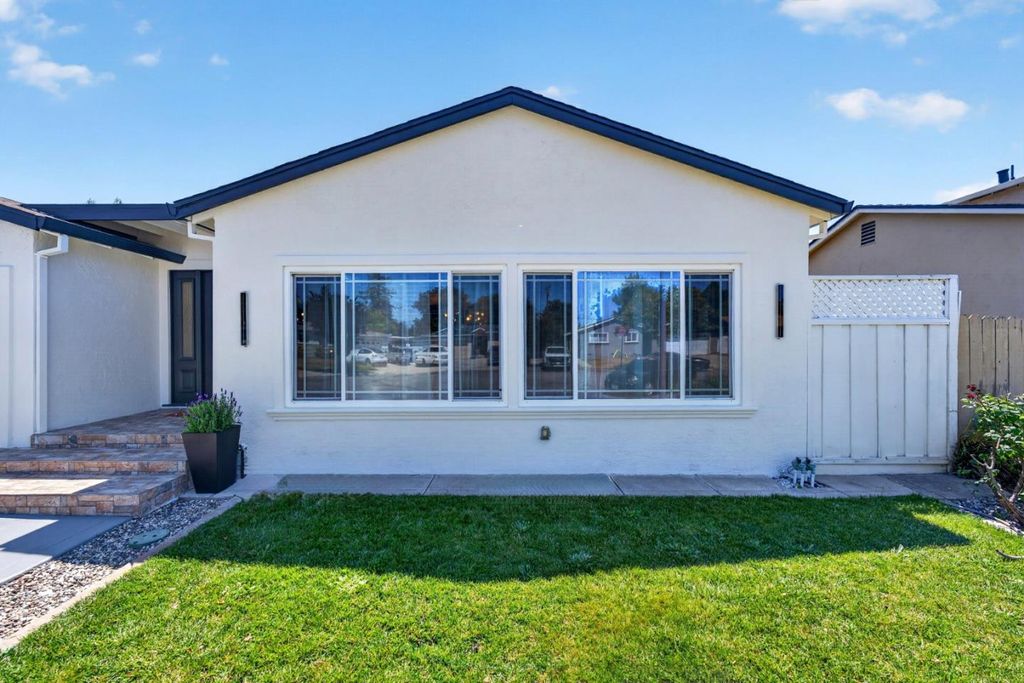 Photo of 4754 Bret Harte Court, Fremont, CA 94538 (MLS # ML82048076)