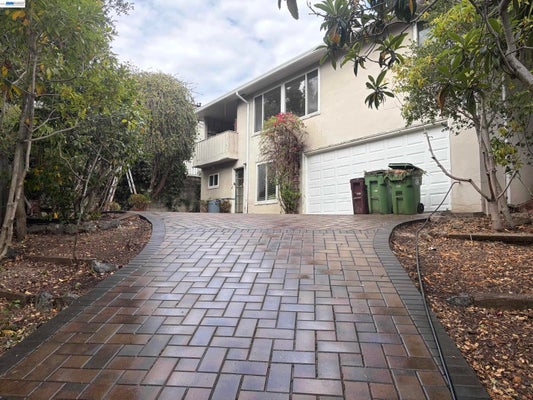 33 BUCKEYE AVE, OAKLAND, CA 94618 - Image eabd380193c844401c48fdf062ca7113/3566757585