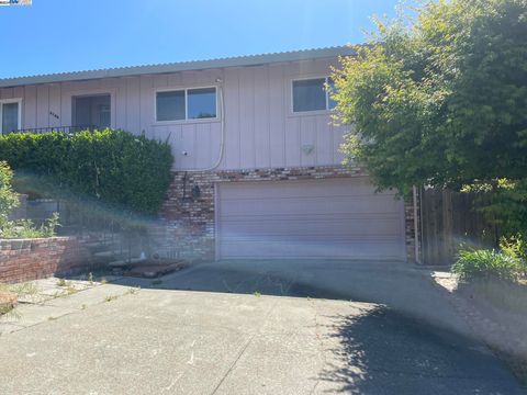 A home in El Sobrante