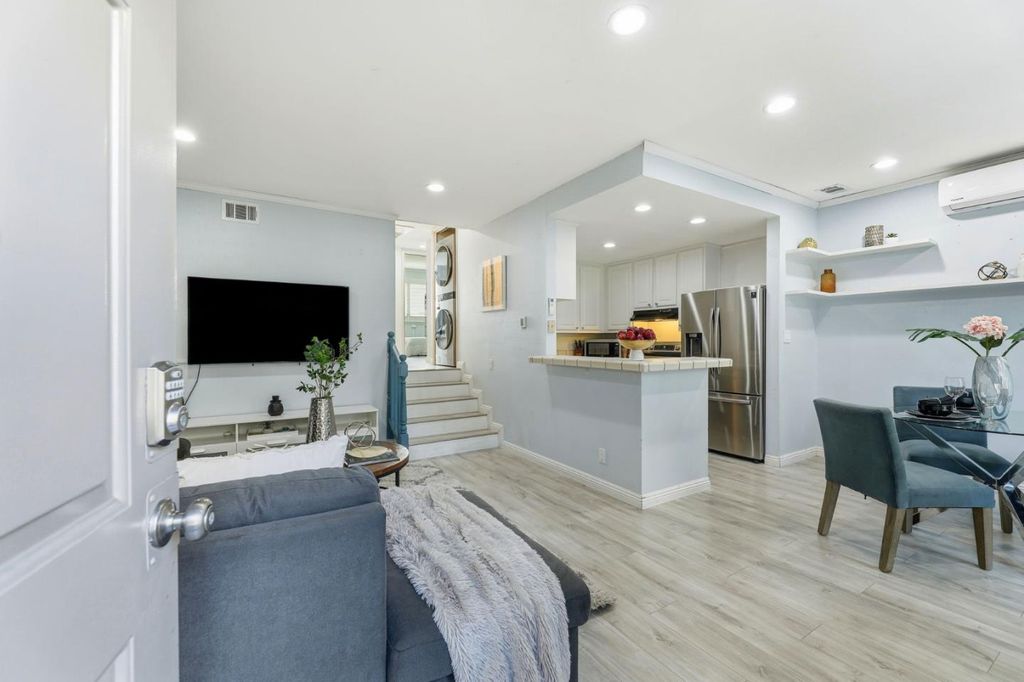 Photo of 297 Kenbrook Circle, San Jose, CA 95111 (MLS # ML82026152)