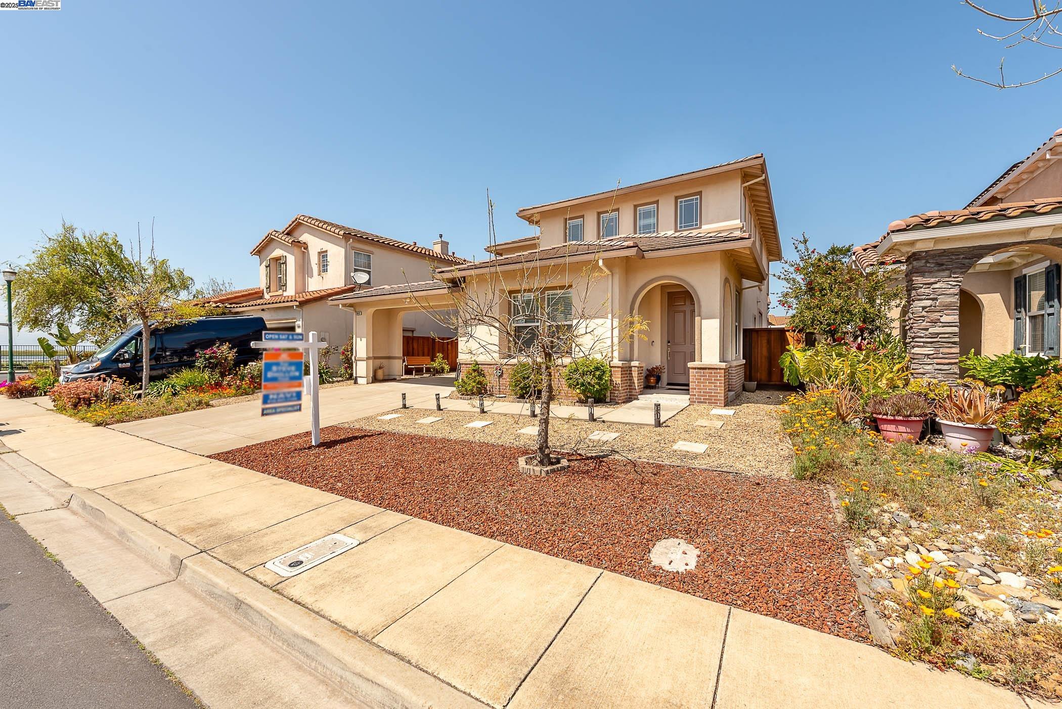2845 Dune Cir