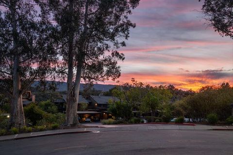 A home in San Carlos