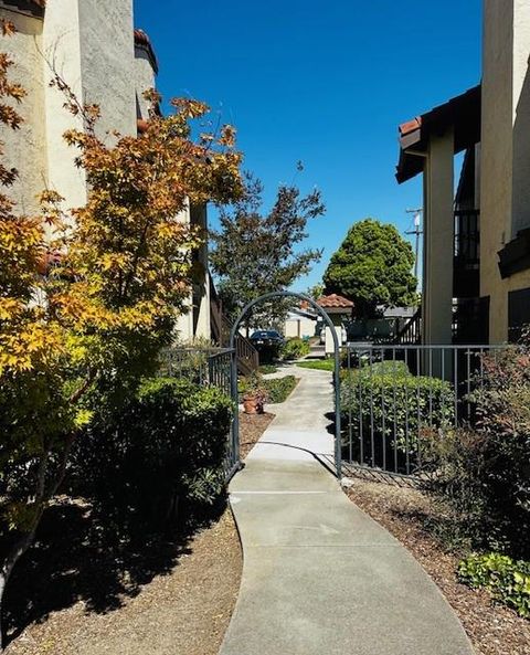 A home in San Leandro