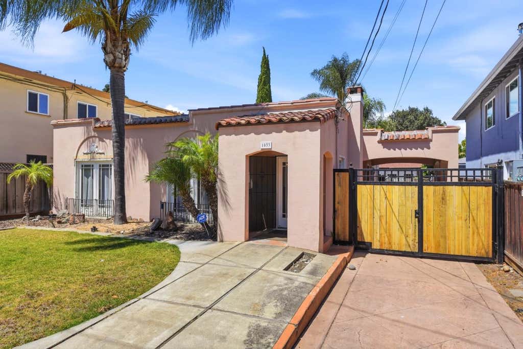 Photo of 1033 Villa Avenue, San Jose, CA 95126 (MLS # ML82058516)