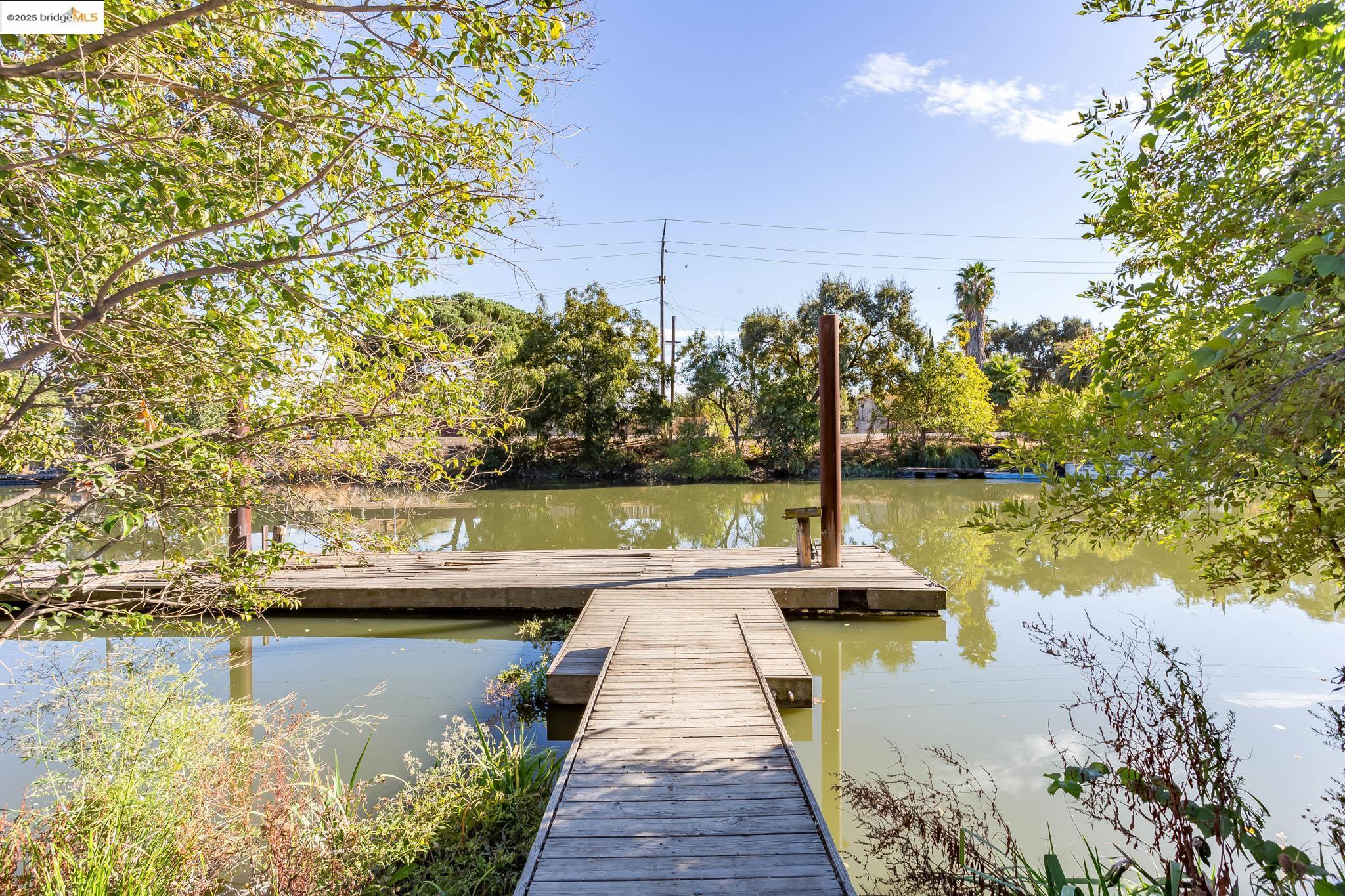 Stockton, California 95204, United States, 4 Bedrooms Bedrooms, ,3 BathroomsBathrooms,Residential,Active,22444