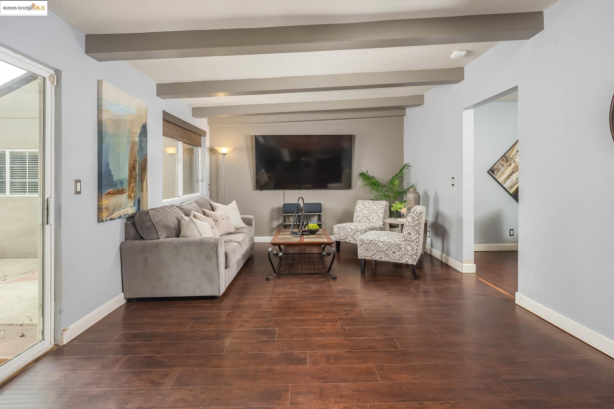 Stockton, California 95204, United States, 4 Bedrooms Bedrooms, ,3 BathroomsBathrooms,Residential,Active,22444