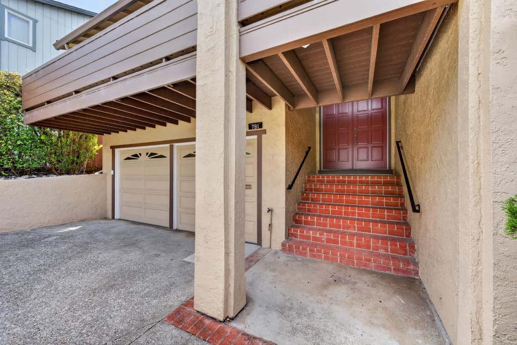 Photo of 791 Prairie Creek Drive, Pacifica, CA 94044 (MLS # ML82058525)