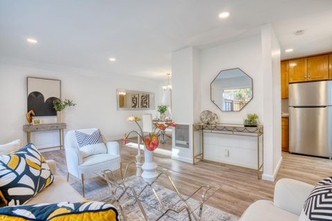 380 Auburn Way Unit 10, San Jose, CA 95129 - MLS#: ML81997095