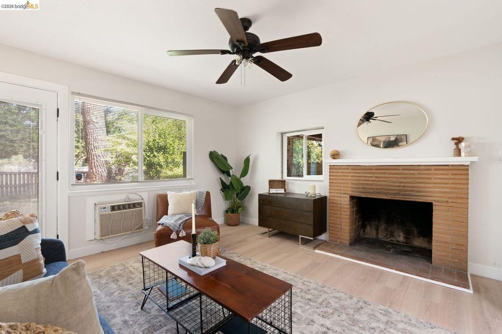 Photo of 5416 North Ave, Carmichael, CA 95608 (MLS # 41129217)