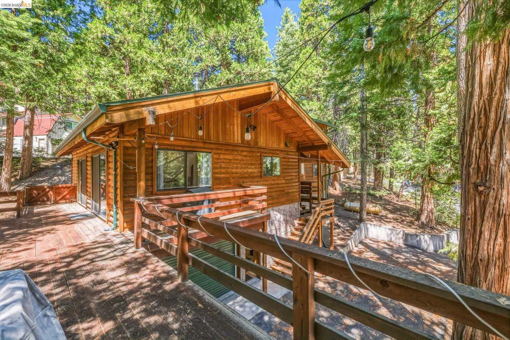 Photo of 29576 Lassen Dr, Cold Springs, CA 95335 (MLS # 41145704)