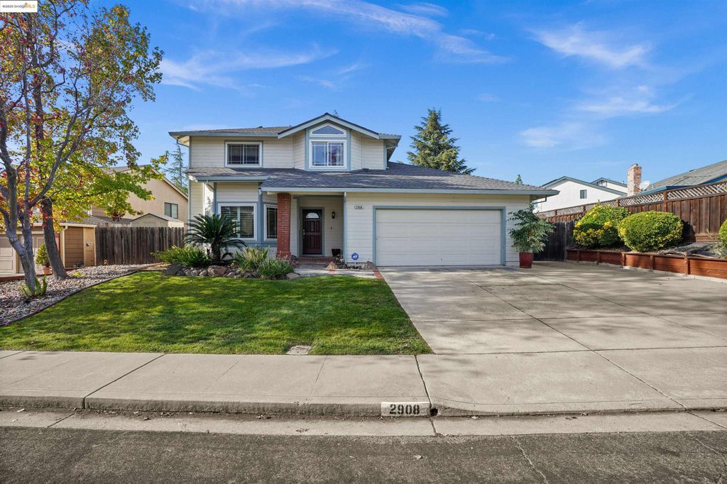 Photo of 2908 Bellflower Dr, Antioch, CA 94531 (MLS # 41117231)
