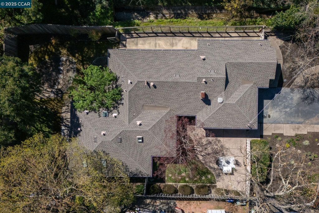 listing image 42