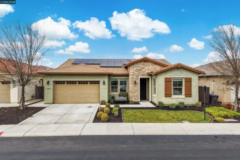 Photo of 9466 Davenport Cir, Discovery Bay, CA 94505 (MLS # 41125646)