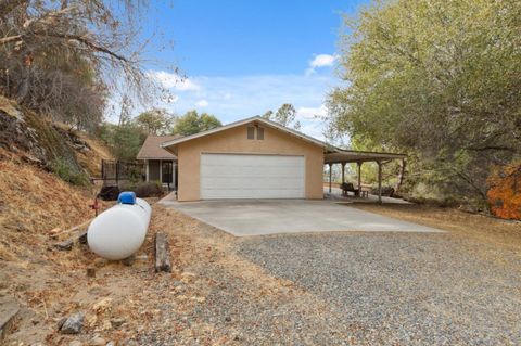 A home in Coarsegold