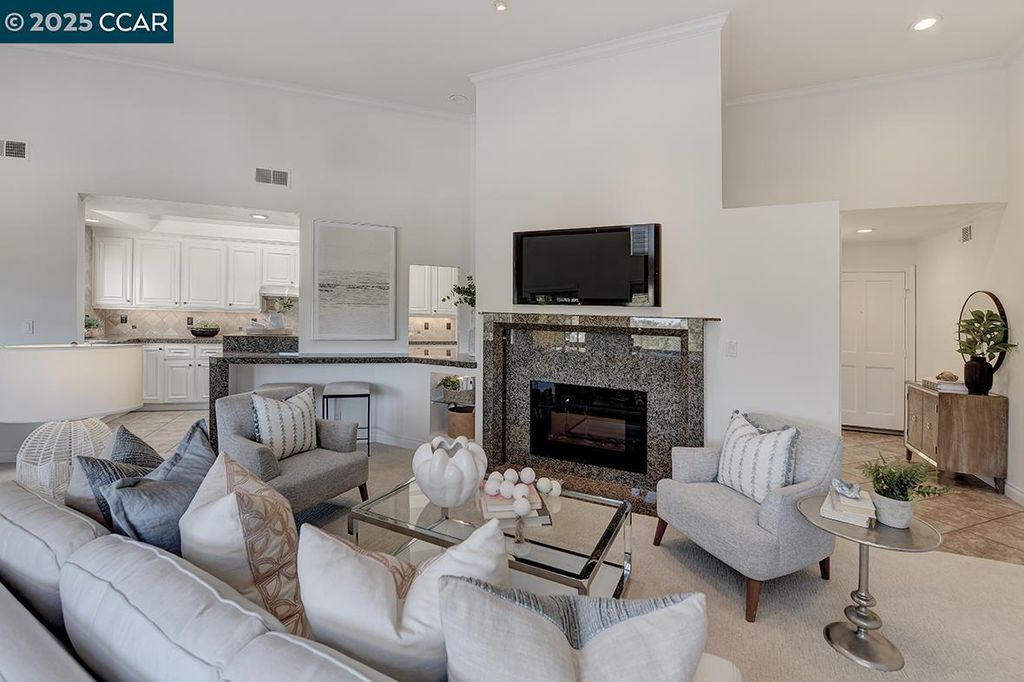 Photo of 3874 Terra Granada Dr #4C, Walnut Creek, CA 94595 (MLS # 41116069)