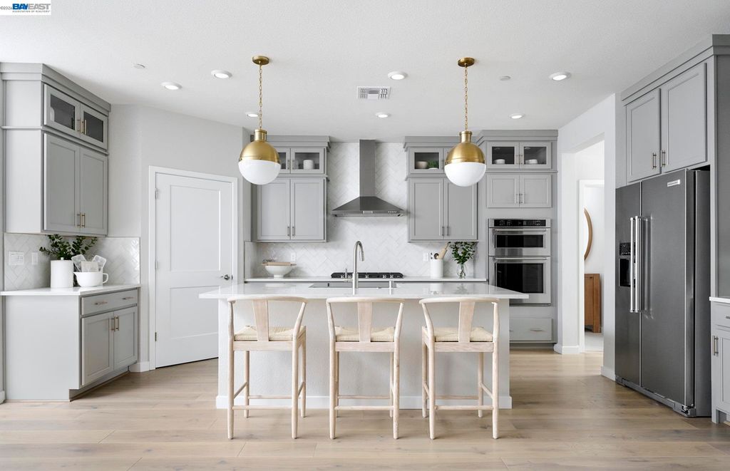 Photo of 17493 Glen Arbor Way, Lathrop, CA 95330 (MLS # 41128873)