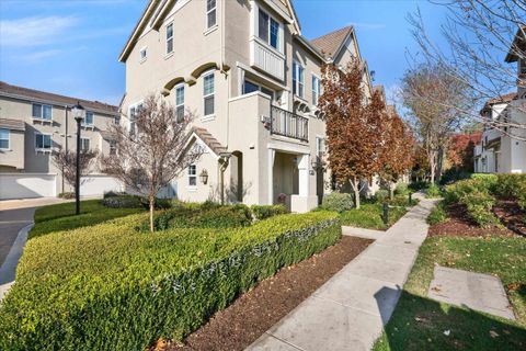 Photo of 2890 Kew Ave #14, Livermore, CA 94551 (MLS # 41120414)