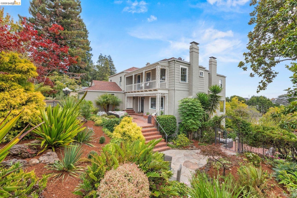 Photo of 21 Selborne Drive, Piedmont, CA 94611 (MLS # 41148043)