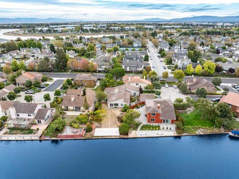 A home in Foster City