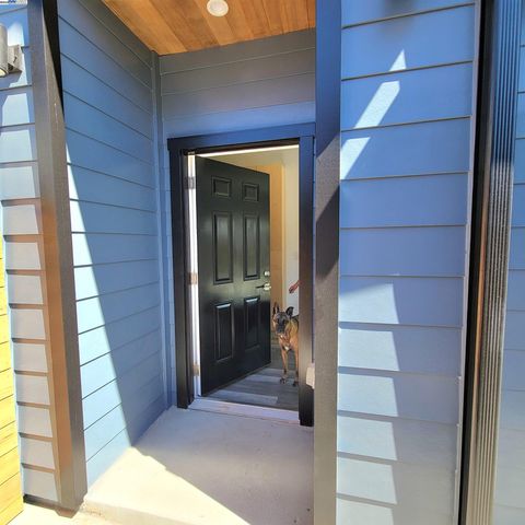 Photo of 110 S 37Th St #A, Richmond, CA 94804 (MLS # 41119181)