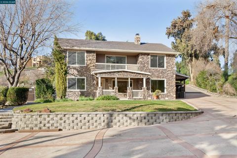 Photo of 1956 Holly Dr, Concord, CA 94521 (MLS # 41123627)