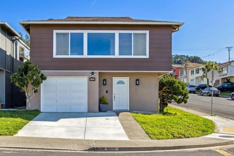 A home in Daly City