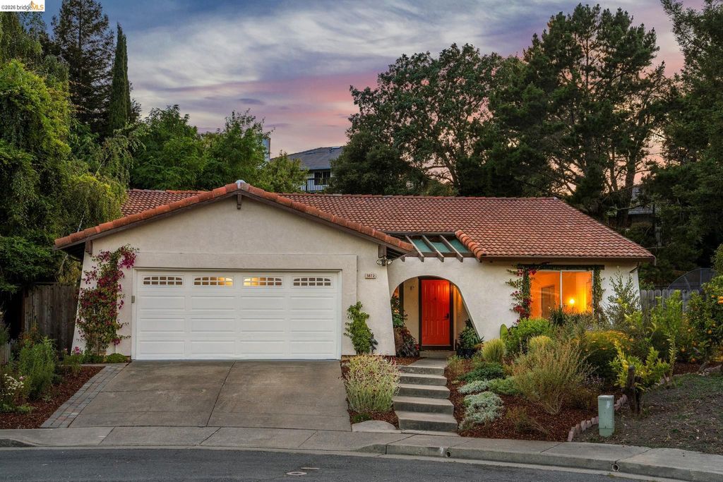 Photo of 5672 Torrey Pine Ct, El Sobrante, CA 94803 (MLS # 41135424)