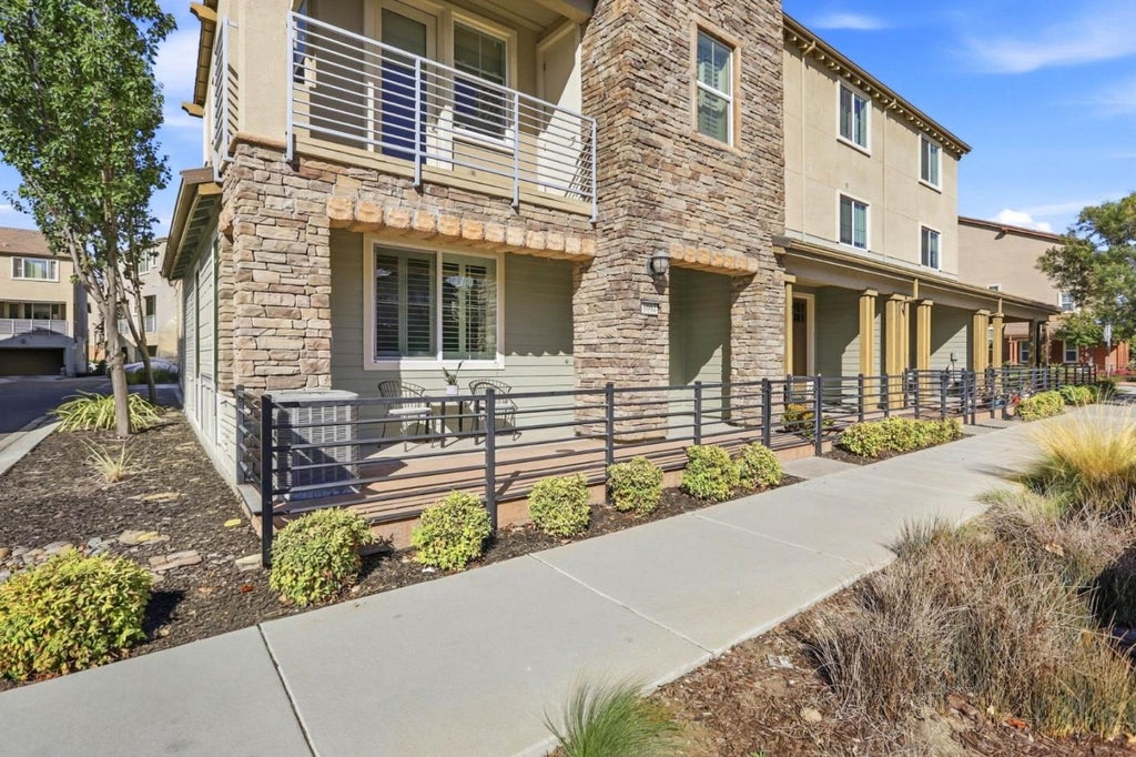 Photo of 6094 Charlotte Drive, San Jose, CA 95123 (MLS # ML82061363)