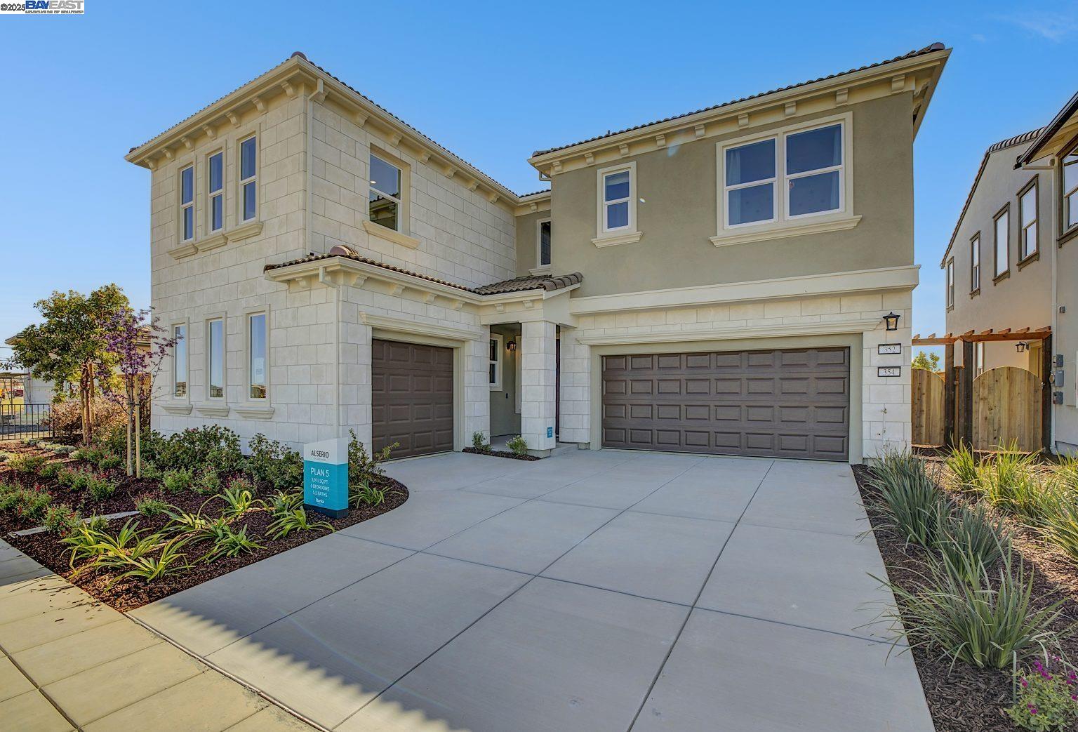 1272 N Capri Lane