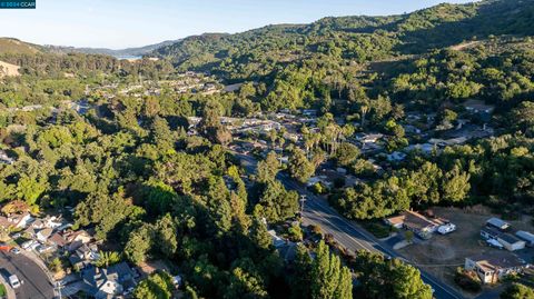 A home in El Sobrante