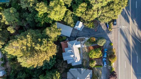 A home in El Sobrante