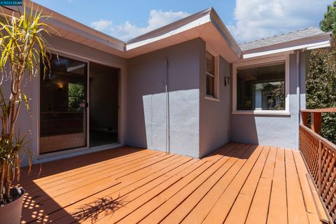 A home in El Sobrante