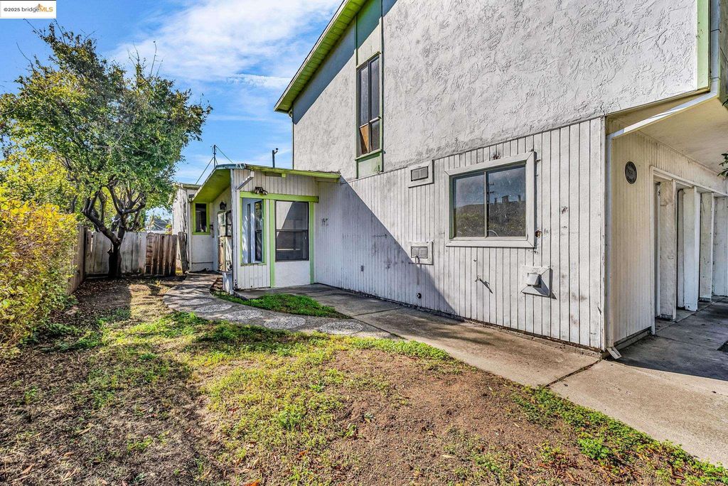 Photo of 5212 Creely Ave, Richmond, CA 94804 (MLS # 41116117)