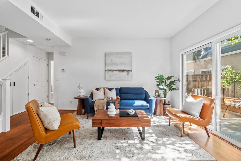 Photo of 748 Cottage Court, Mountain View, CA 94043 (MLS # ML82026446)