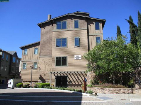 Photo of 1003 Woodbury Road #103, Lafayette, CA 94549 (MLS # 41122837)