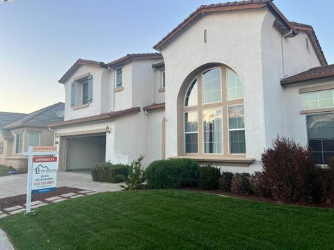 A home in Escalon