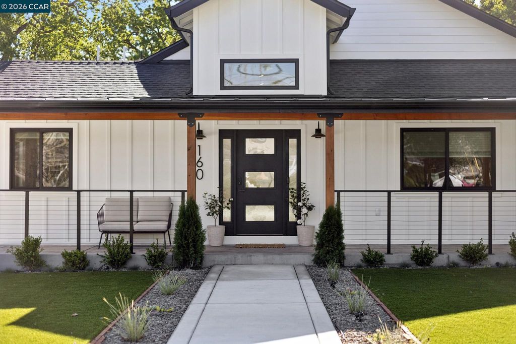 Photo of 160 Via Del Sol, Walnut Creek, CA 94597 (MLS # 41126958)