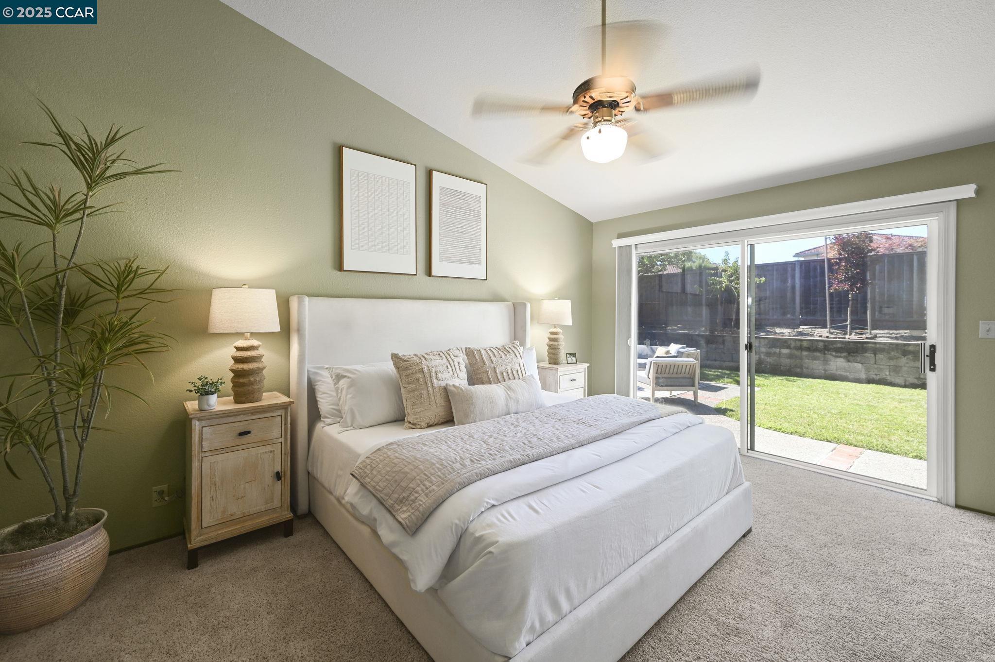 Castro Valley, California 94552, United States, 3 Bedrooms Bedrooms, ,2 BathroomsBathrooms,Residential,Active,186000