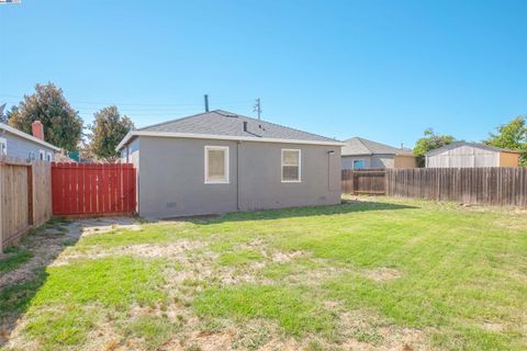 A home in San Leandro