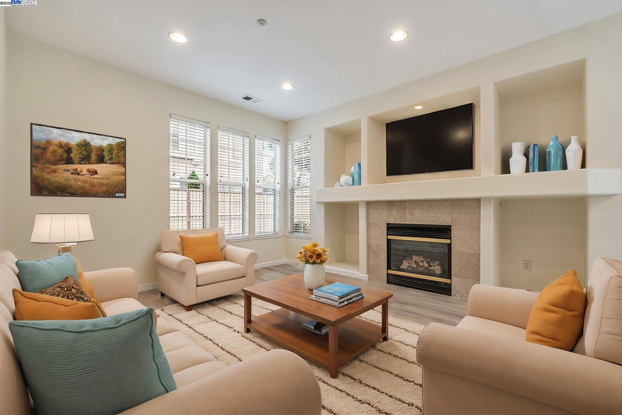 4293 OLIVER WAY