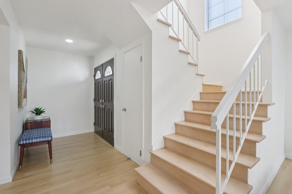 Photo of 3691 Thrush Ter, Fremont, CA 94555 (MLS # 41120062)