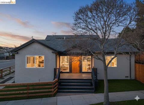 Photo of 2151 Santa Rita St, Oakland, CA 94601 (MLS # 41129418)