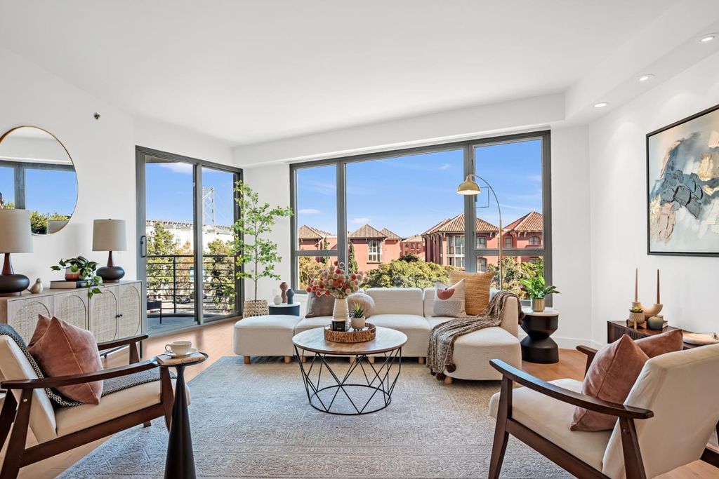 Photo of 219 Brannan Street #3G, San Francisco, CA 94107 (MLS # ML82026304)