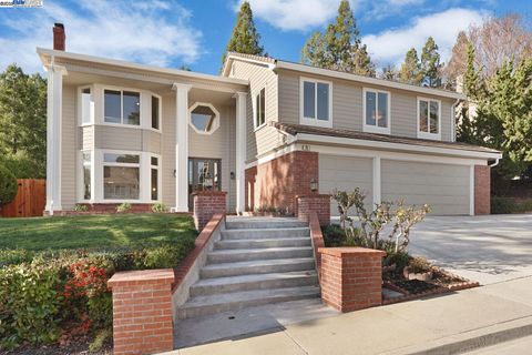 25 Mackenzie Pl Danville CA 94526
