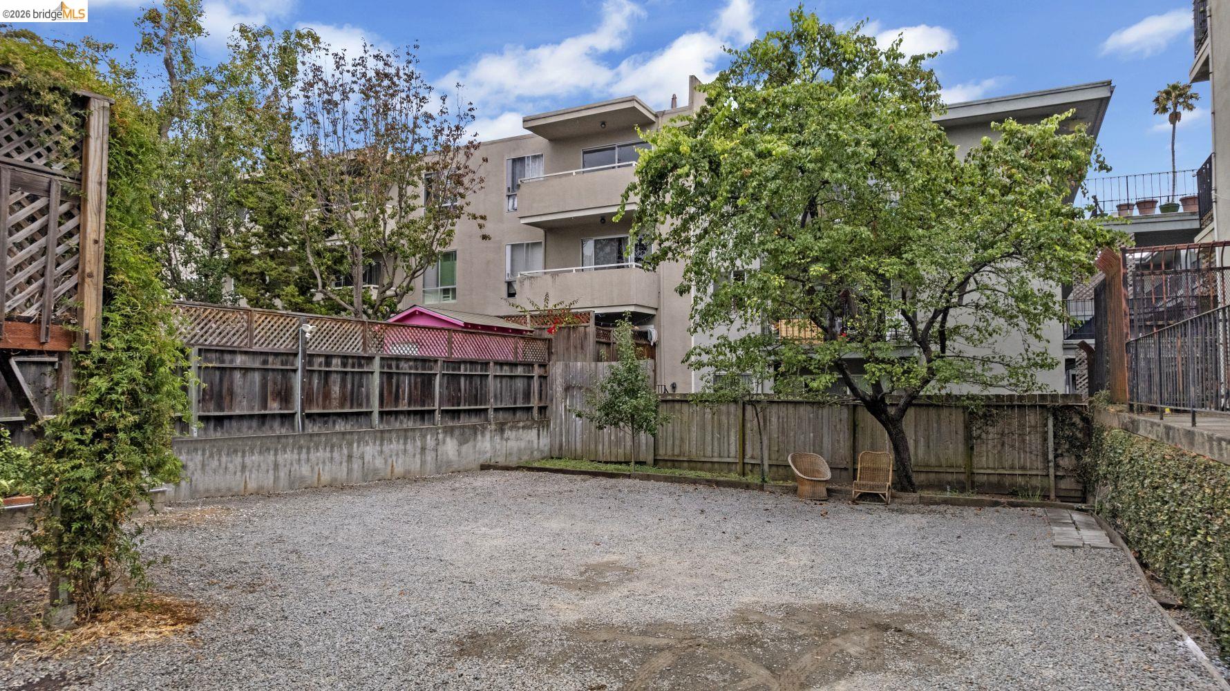 328 Warwick Ave